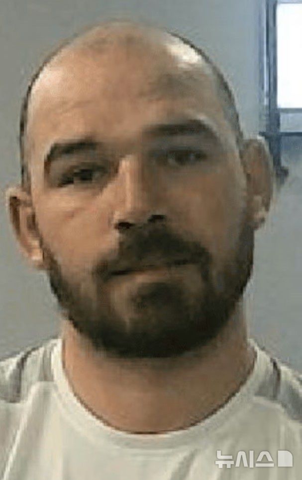 [뉴시스] 행정 오류로 석방되었다 자수한 윌리엄 빌리 스미스의 모습(사진=가디언) 2025.11.6 