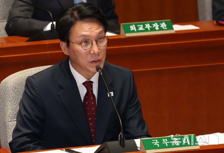 [서울=뉴시스] 조성봉 기자 = 김민석 국무총리가 7일 오후 서울 여의도 국회에서 열린 예산결산특별위원회 전체회의에서 의원 질의에 답변하고 있다. 2025.11.07. suncho21@newsis.com