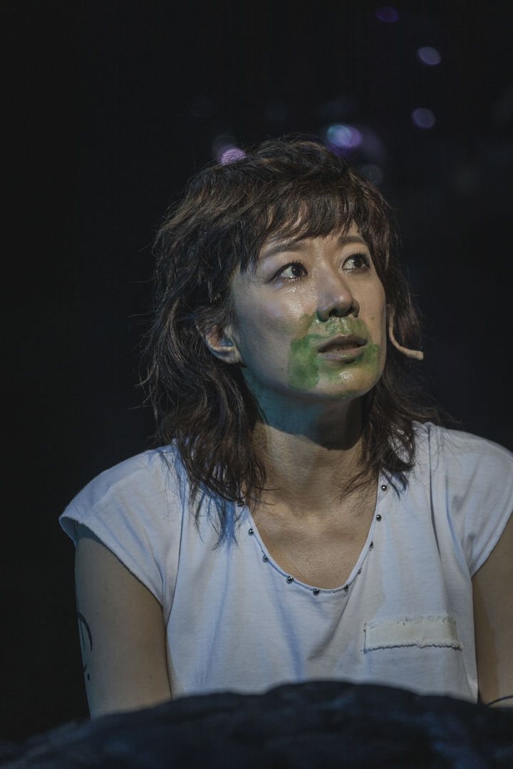 국립극단 연극 '안트로폴리스 Ⅱ-라이오스' 공연 장면. 1인극인 작품은 배우 전혜진이 출연한다. (사진=국립극단 제공) *재판매 및 DB 금지