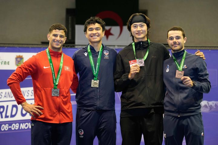 [서울=뉴시스]펜싱 사브르 간판 오상욱, 알제리 월드컵 동메달. (사진=국제펜싱연맹 소셜미디어 캡처) 2025.11.09. photo@newsis.com *재판매 및 DB 금지