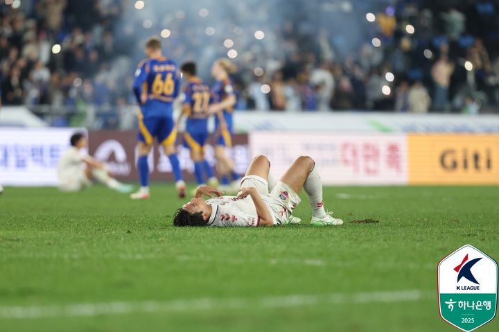 [서울=뉴시스] 프로축구 K리그1 수원FC의 이현용. (사진=한국프로축구연맹 제공) *재판매 및 DB 금지