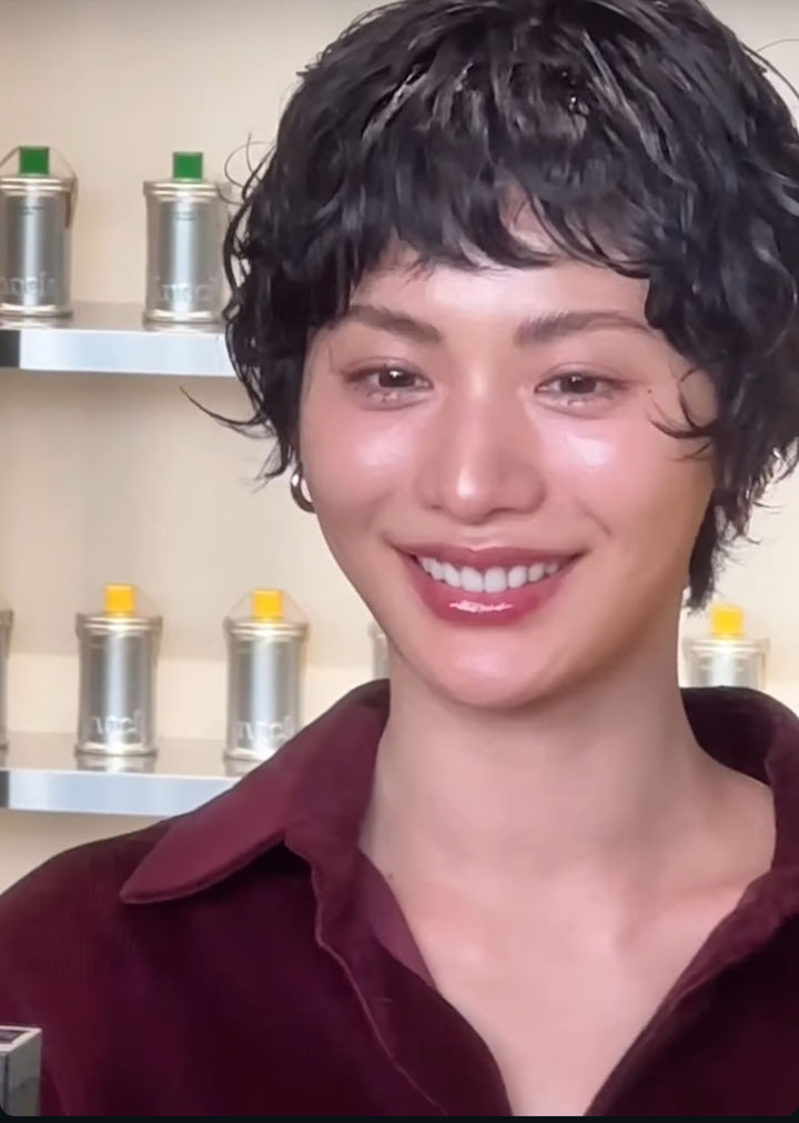 [서울=뉴시스] 가수 겸 배우 나나. (사진=나나 인스타그램 캡처) 2025.11.10. photo@newsis.com *재판매 및 DB 금지