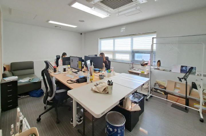 [울산=뉴시스] 울산 남구 일자리종합센터 내 입주기업 사무공간. (사진=울산 남구 일자리종합센터 제공) photo@newsis.com *재판매 및 DB 금지