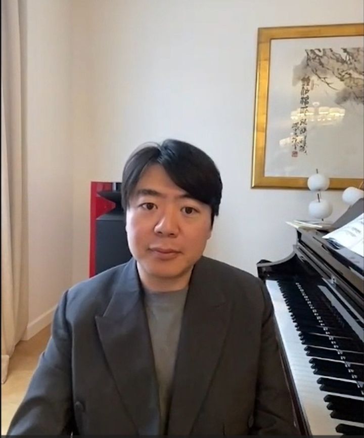 [서울=뉴시스] 10일 피아니스트 랑랑이 음반 '피아노북2' 발매 기념 열린 온라인 기자간담회에서 말하고 있다. (사진=줌 화면 캡처) 2025.11.10. photo@newsis.com *재판매 및 DB 금지