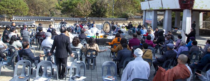 [횡성=뉴시스] 명상음악회. (사진=횡성군 제공) 2025.11.11. photo@newsis.com *재판매 및 DB 금지