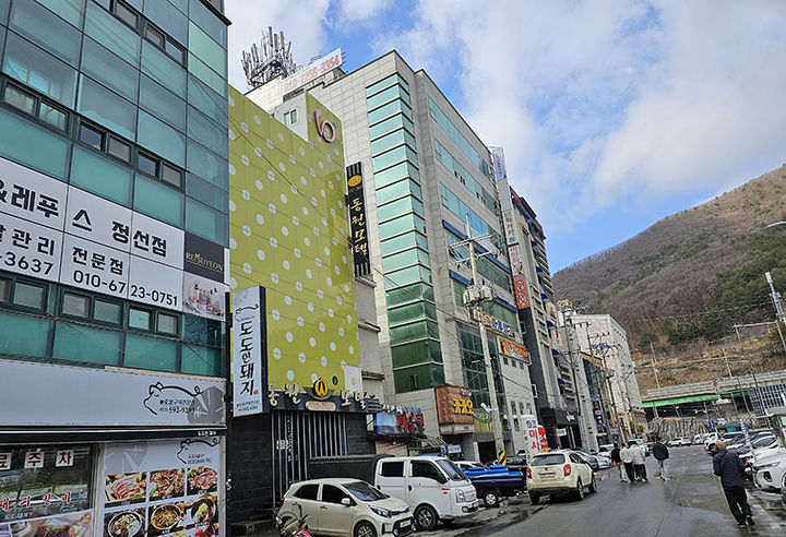 정선군 사북읍 시내 중심지 유흥가 모습.(사진=뉴시스) *재판매 및 DB 금지