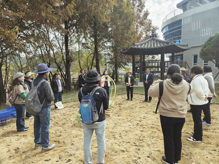 [합천=뉴시스] 합천군,‘정양늪 생태 힐링 치유학교’ 성황리 마무리 (사진=합천군 제공) 2025. 11. 12. photo@newsis.com *재판매 및 DB 금지