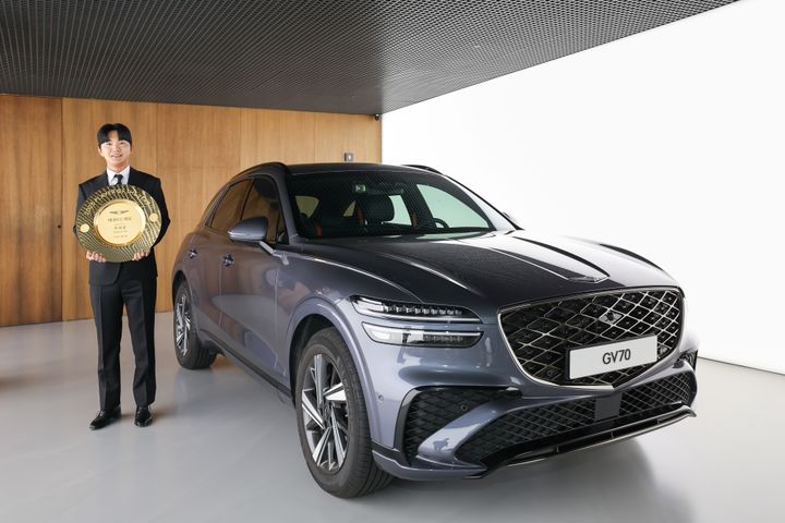 [서울=뉴시스]KPGA 제네시스 대상 수상자 옥태훈. (사진=KPGA 투어 제공)