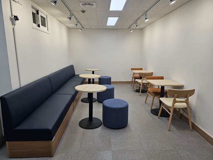 [울산=뉴시스] 울산 남구종합사회복지관에 조성돼 12일부터 운영을 시작한 고립 예방 공동체 공간. (사진=울산 남구 제공) photo@newsis.com *재판매 및 DB 금지