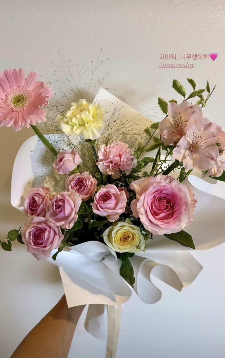 [서울=뉴시스] 원진서가 근황을 공개했다. (사진=원진서 인스타그램 캡처) 2025.11.12. photo@newsis.com *재판매 및 DB 금지