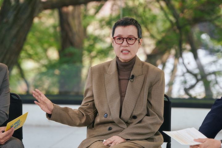 [서울=뉴시스] 12일 오후 8시 45분 방송되는 tvN '유 퀴즈 온 더 블럭'에서는 10개월의 공백을 깨고 건강한 모습으로 다시 돌아온 박미선이 출연한다. (사진=tvN '유 퀴즈 온 더 블럭' 제공) 2025.11.12. photo@newsis.com *재판매 및 DB 금지