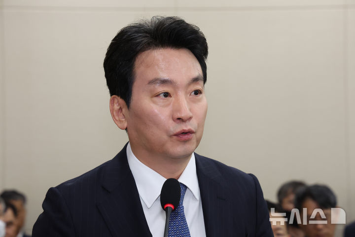 KBS노조 "박장범, 계엄 당일 보도국장에 전화"…사측 "사실 아냐"