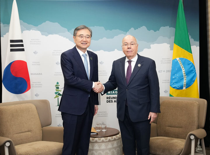 [서울=뉴시스] 한-브라질 외교장관 회담. (사진=외교부 제공) 2025.11.13 *재판매 및 DB 금지