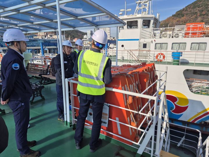 여객선 안전 점검 모습. (사진=해양수산부 제공) *재판매 및 DB 금지