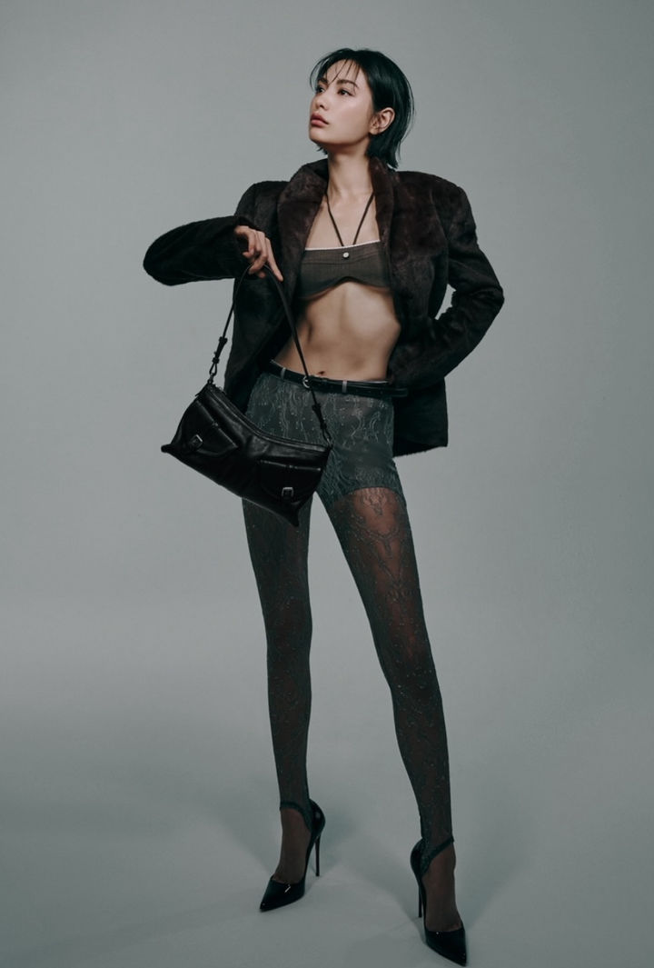 [서울=뉴시스] 가수 겸 배우 나나. (사진=나나 인스타그램 캡처) 2025.11.13. photo@newsis.com *재판매 및 DB 금지