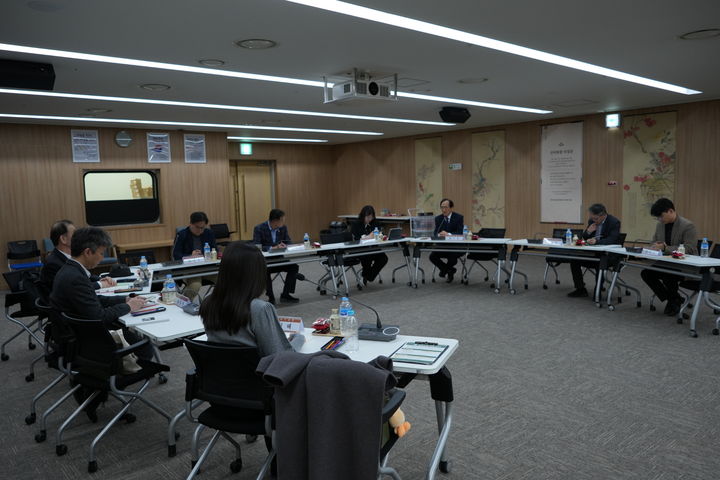 [논산=뉴시스]한국유교문화진흥원 산하 한국예학센터는 '충청예학과 송시열'을 주제로 전문가 세미나를 개최했다. 2025. 11. 14 photo@newsis.com *재판매 및 DB 금지