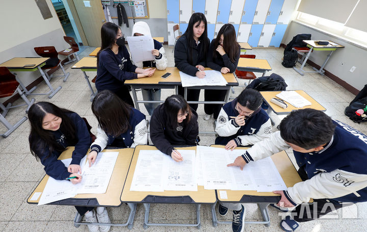 대입서 수시 비중 커진다…학년별 학생부 관리 어떻게?