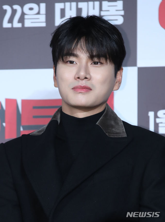 이이경 사생활 폭로자 "협박 당하고 있다" 계정 삭제