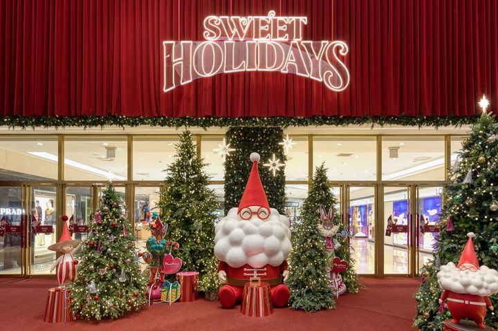 [부산=뉴시스] 롯데백화점 부산본점은 오는 19일부터 12월28일까지 백화점 지하1층 시그니처 팝업존에서 '크리스마스 마켓'을 연다고 16일 밝혔다. (사진=롯데백화점 제공) 2025.11.16. photo@newsis.com *재판매 및 DB 금지