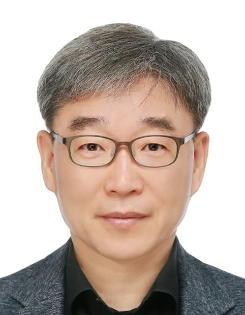 [서울=뉴시스] 덕성여대 총장 직무대리 김종길 교수. (사진=덕성여대 제공) 2025.11.17. photo@newsis.com *재판매 및 DB 금지