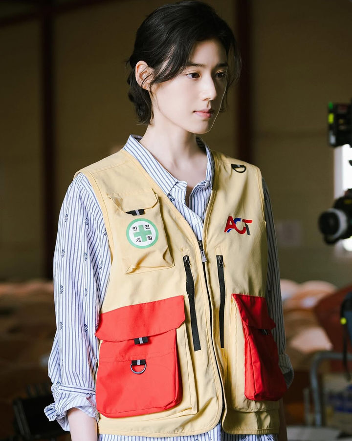 [서울=뉴시스] 배우 정은채. (사진=정은채 인스타그램 캡처) 2025.11.17. photo@newsis.com *재판매 및 DB 금지