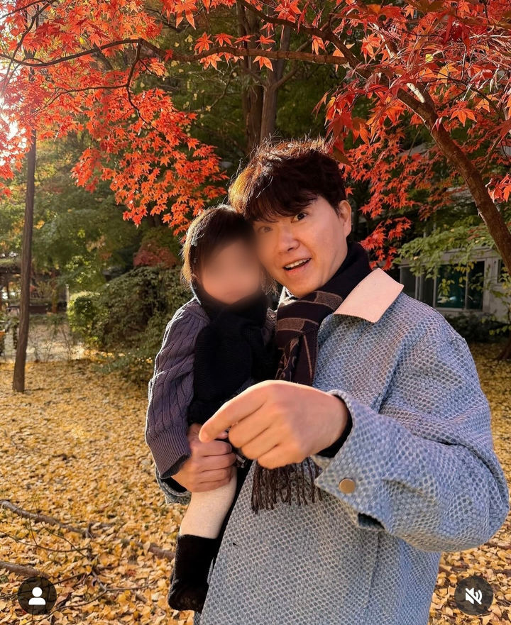 [서울=뉴시스] 박수홍이 딸과의 근황을 공개했다. (사진=박수홍 인스타그램 캡처) 2025.11.17. photo@newsis.com *재판매 및 DB 금지