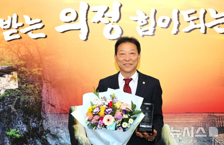 [포항=뉴시스] 송종욱 기자 = 김영헌 포항시의회 의원. (사진=포항시의회 제공) 2025.11.17. photo@newsis.com