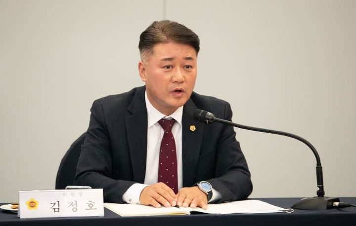[수원=뉴시스] 김정호 경기도의회 교육청 예결특위원장. (사진=경기도의회 제공) 2025.11.17. photo@newsis.com *재판매 및 DB 금지