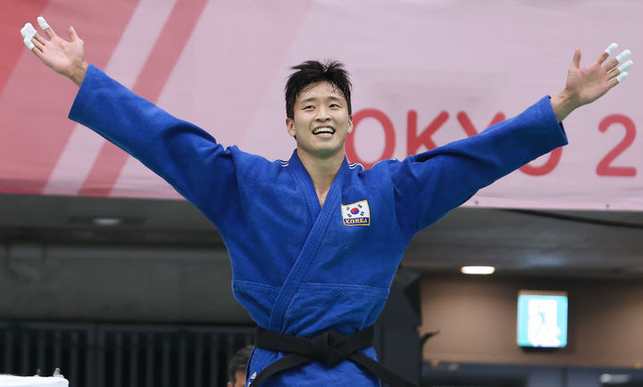 [서울=뉴시스] 11월17일 일본 도쿄 무도관에서 열린 2025 도쿄 데플림픽 유도 남자 90kg급에서 금메달을 획득한 김민석. (사진=대한장애인체육회 제공) *재판매 및 DB 금지