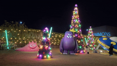 [서울=뉴시스] 강은정 기자=시몬스 테라스에서 열린 일루미네이션 행사. 2025.11.18. eunduck@newsis.com *재판매 및 DB 금지