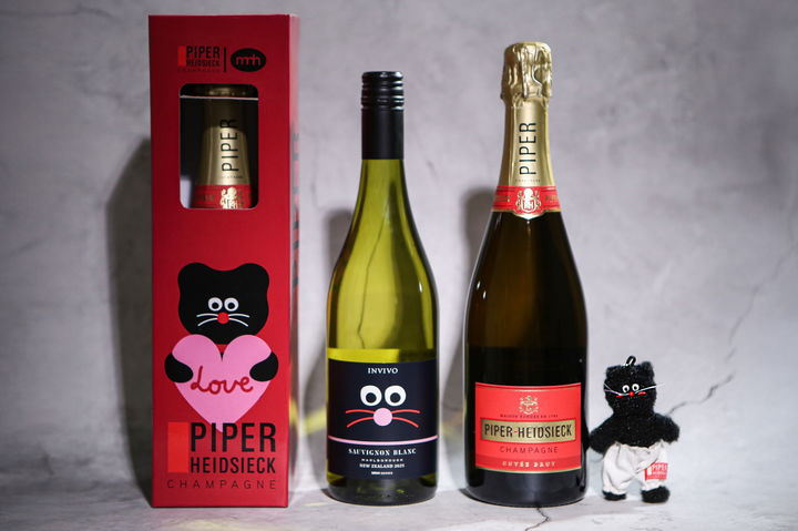 [서울=뉴시스] 아영FBC, 모남희(MNH)와 협업 와인 선봬.(사진=아영FBC 제공) *재판매 및 DB 금지