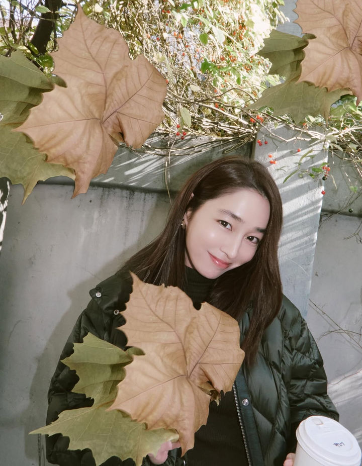 [서울=뉴시스] 배우 이민정. (사진=이민정 인스타그램 캡처) 2025.11.18. photo@newsis.com *재판매 및 DB 금지