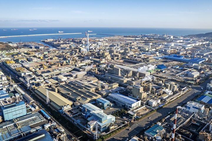 [서울=뉴시스] 고려아연 온산제련소 전경. (사진=고려아연) 2025.11.18 photo@newsis.com *재판매 및 DB 금지 *재판매 및 DB 금지