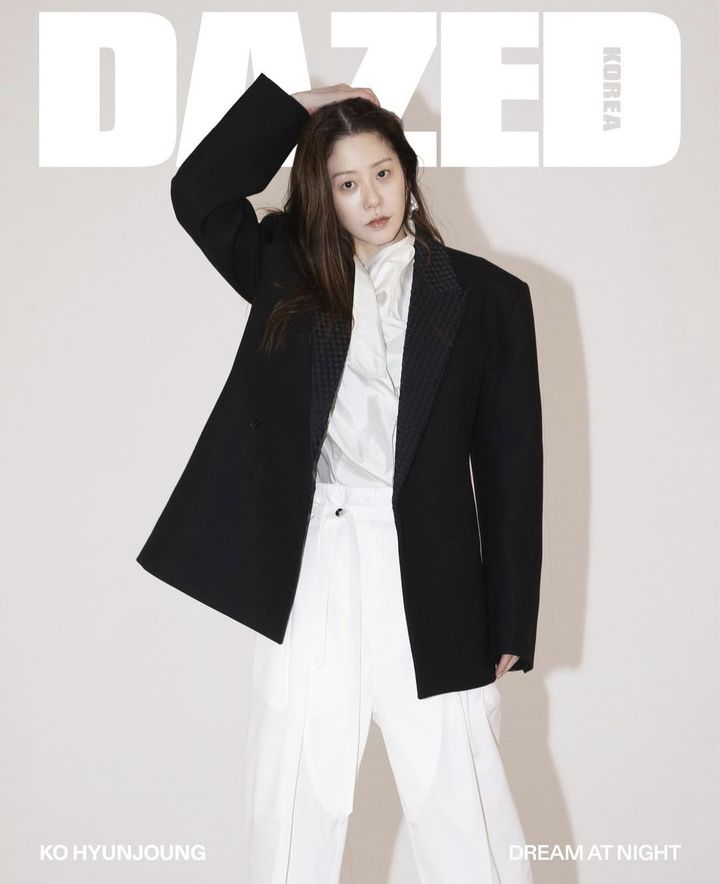 [서울=뉴시스] 배우 고현정이 패션 매거진 '데이즈드(DAZED)'와 함께한 화보를 공개했다. (사진=데이즈드 제공, 고현정 인스타그램 캡처) 2025.11.19. photo@newsis.com *재판매 및 DB 금지