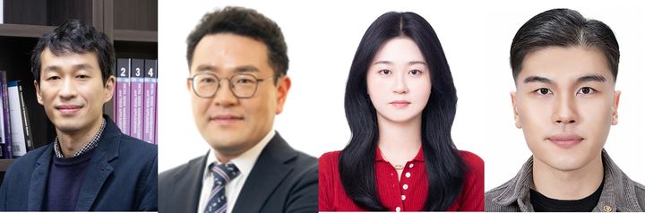 [울산=뉴시스] 구미현 기자 = UNIST 연구진. 사진 좌측부터 정창욱 교수, 권순용 교수, 한주원 연구원(제1저자), 이현우 연구원(제1저자). photo@newsis.com *재판매 및 DB 금지