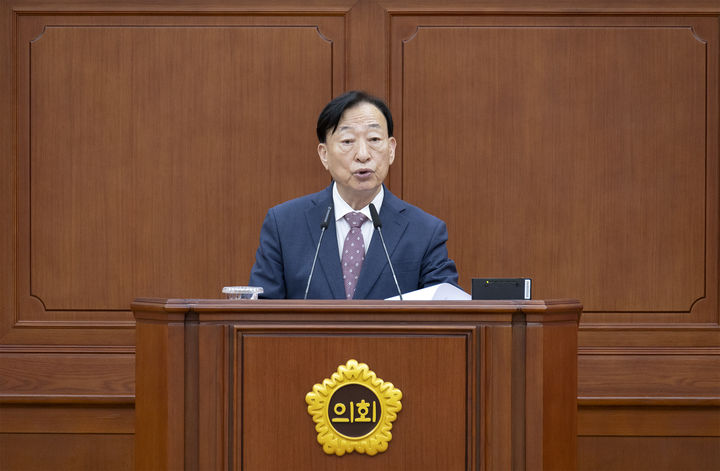 [대전=뉴시스] 대전시의회에서 시정연설을 하는 설동호 대전시교육감. (사진=대전시교육감 제공) 2025.11.19. photo@newsis.com *재판매 및 DB 금지