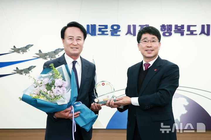 사천시, 건강보험료 지원 우수기관…"시민 건강·복지 기여"