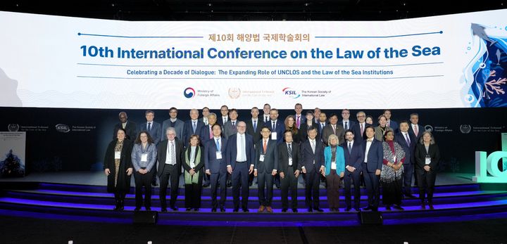 외교 2차관 "日과 해양경계문제 대화 복원해야"