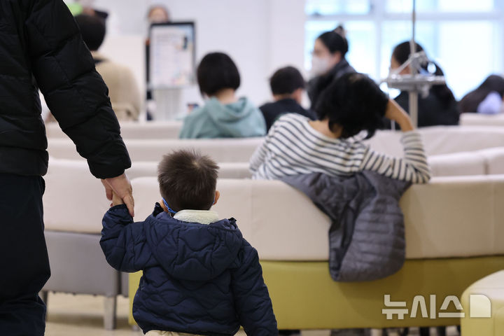 1년에 300번 넘는 외래진료 때 본인부담률 90%로 상향