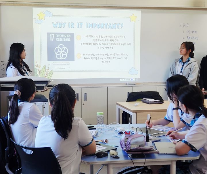  *재판매 및 DB 금지