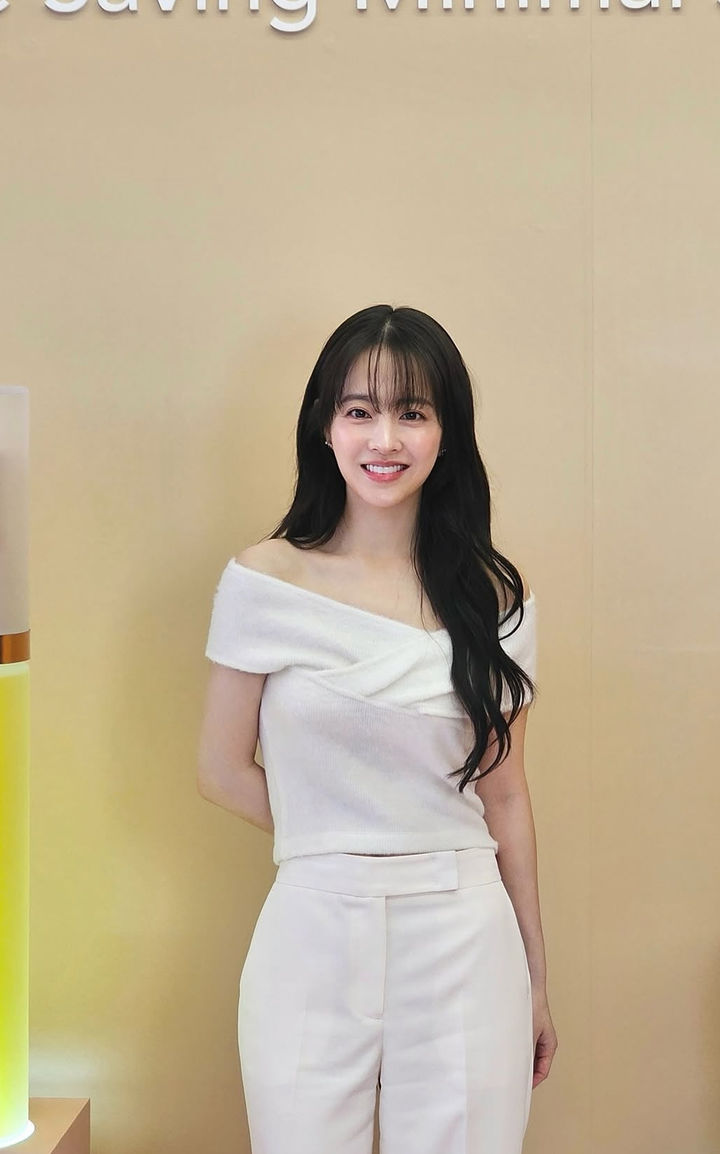 [서울=뉴시스] 배우 박보영. (사진=박보영 인스타그램 캡처) 2025.11.20. photo@newsis.com *재판매 및 DB 금지