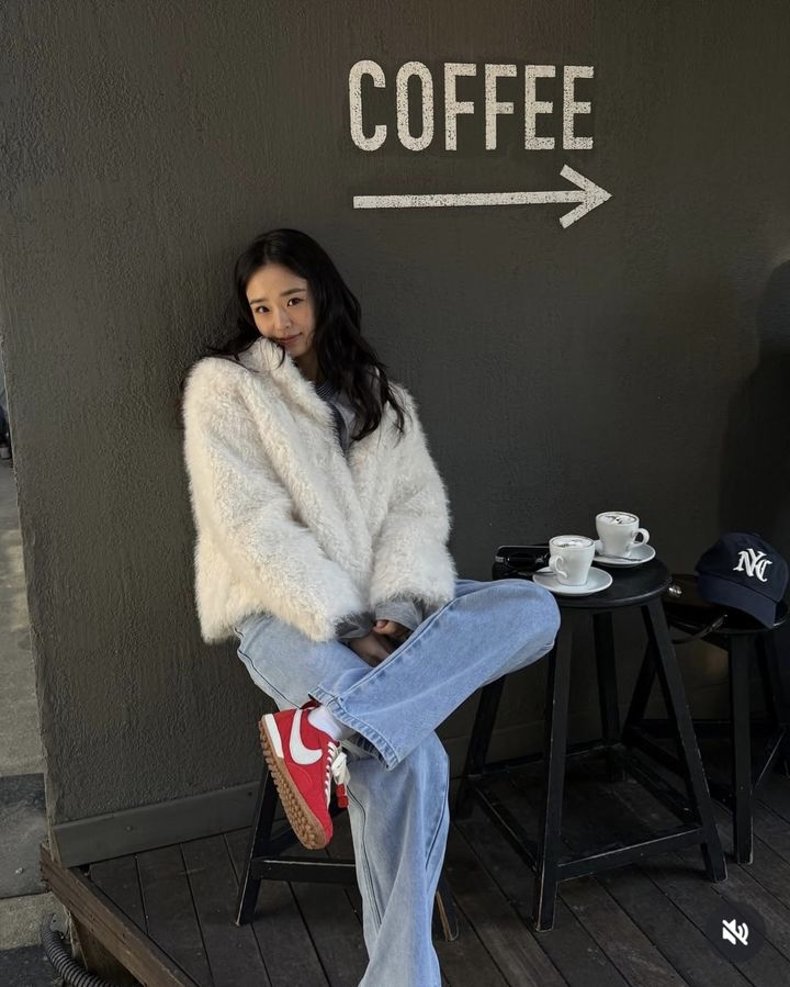 [서울=뉴시스] 손연재. (사진=손연재 인스타그램 캡처) 2025.11.21. photo@newsis.com *재판매 및 DB 금지