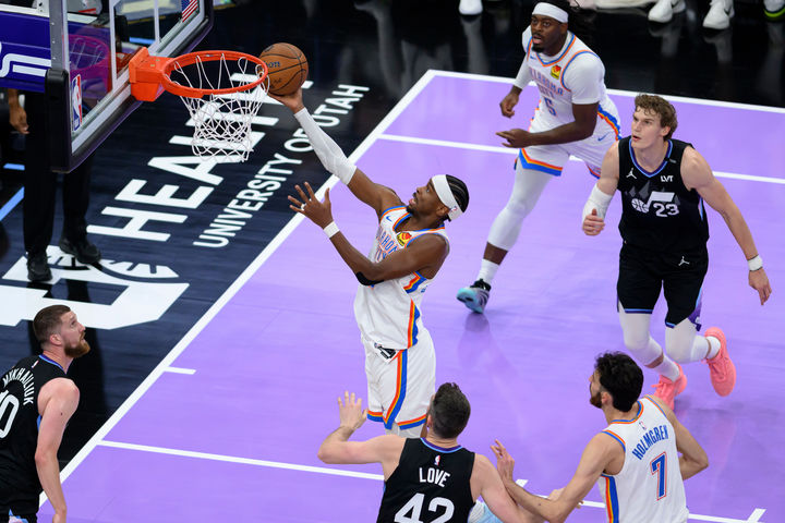 [솔트레이크시티=AP/뉴시스] 미국프로농구(NBA) 오클라호마시티 선더의 샤이 길저스알렉산더. 2025.11.21.