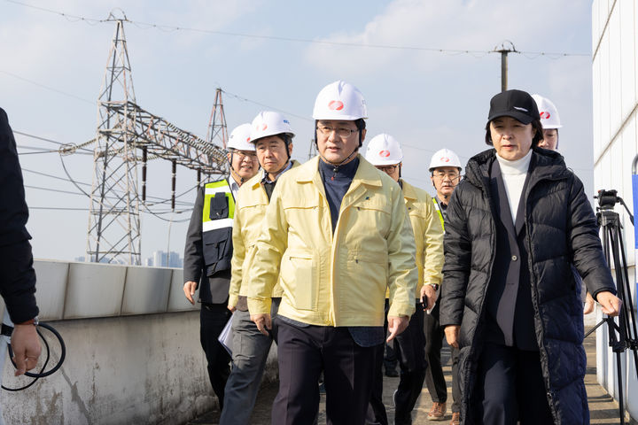 동서울변전소 대체지 검토 '주민 소통용'…이전 설치 사실상 불가