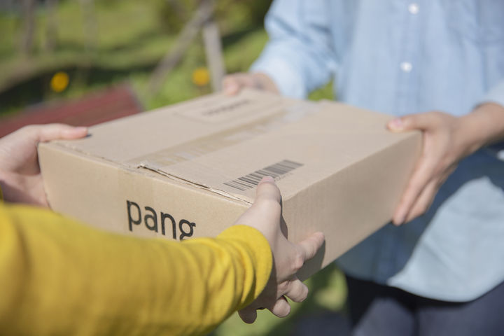 [뉴시스] 미국 뉴욕에서 배달 업무 중 성적 학대를 당했다고 주장한 여성 배달 기사가 불법 촬영 혐의로 기소됐다. 사진은 기사의 이해를 돕기 위한 이미지. (사진 = 유토이미지) 2025.11.23. *재판매 및 DB금지 *재판매 및 DB 금지