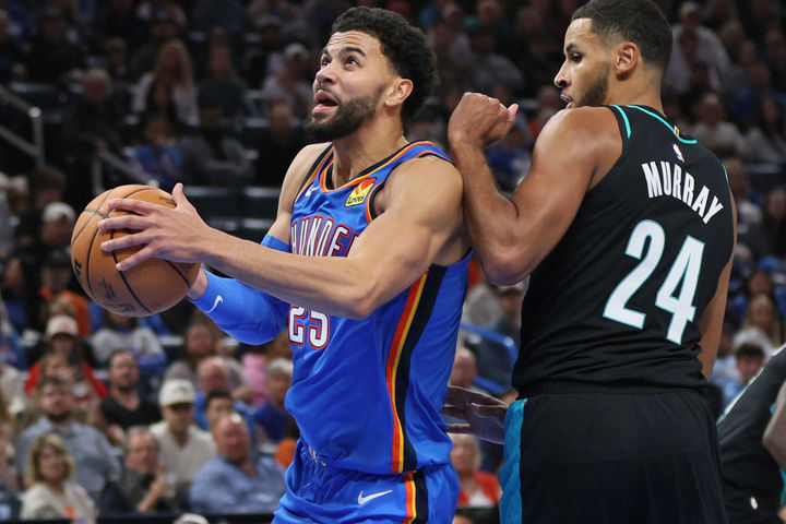 [오클라호마시티=AP/뉴시스]미국프로농구(NBA) 오클라호마시티 선더의 가드 아제이 미첼. 2025.11.24. 