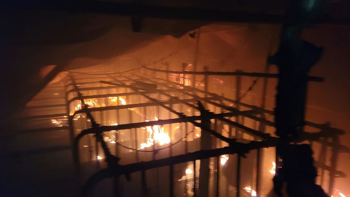 [합천=뉴시스] 경남 합천군 가야면 돈사 화재. (사진=경남소방본부 제공) 2025.11.24. photo@newsis.com *재판매 및 DB 금지