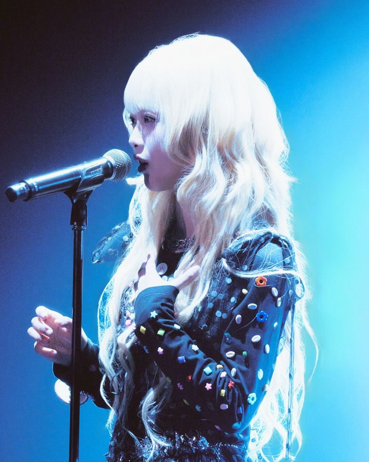 [서울=뉴시스] 한로로. (사진 = 어센틱 제공) 2025.11.25. photo@newsis.com *재판매 및 DB 금지