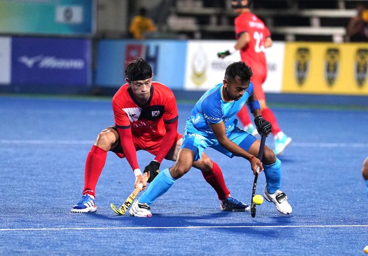 [서울=뉴시스] 인도와 경기 중인 한국 하키. (사진=아시아하키연맹 SNS 캡처) *재판매 및 DB 금지