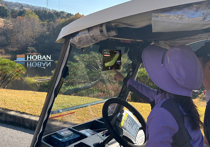 [서울=뉴시스] 호반그룹은 경기도 파주시 서서울컨트리클럽(서서울CC)에 AI 기반 디지털 트윈 기술을 활용한 골프장 운영 설루션 '브이골프'(Vgolf)를 도입했다고 24일 밝혔다. (사진=호반 제공) 2025.11.24. photo@newsis.com *재판매 및 DB 금지